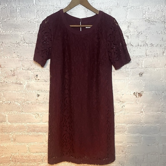 BCBGeneration Burgundy Lace Mini Dress Sz Small - Picture 1 of 4
